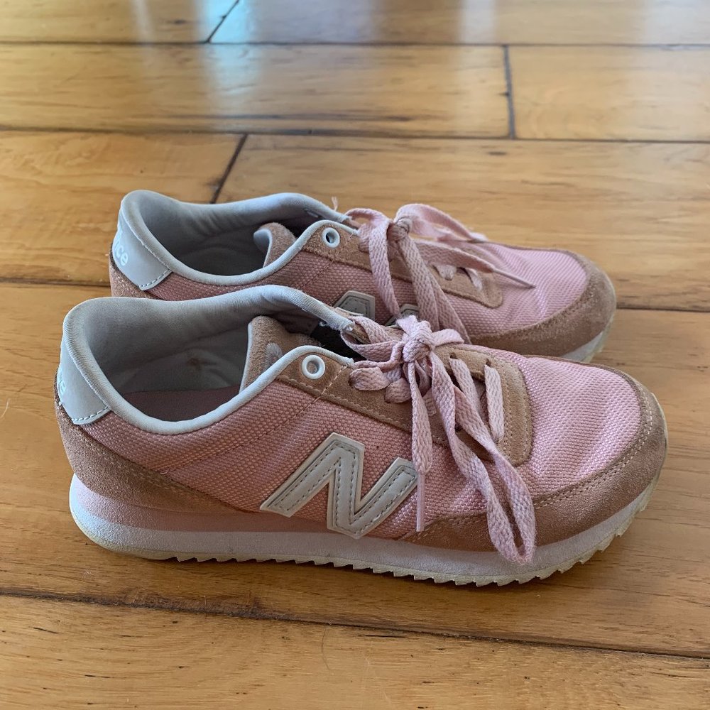New Balance Sneakers Pink